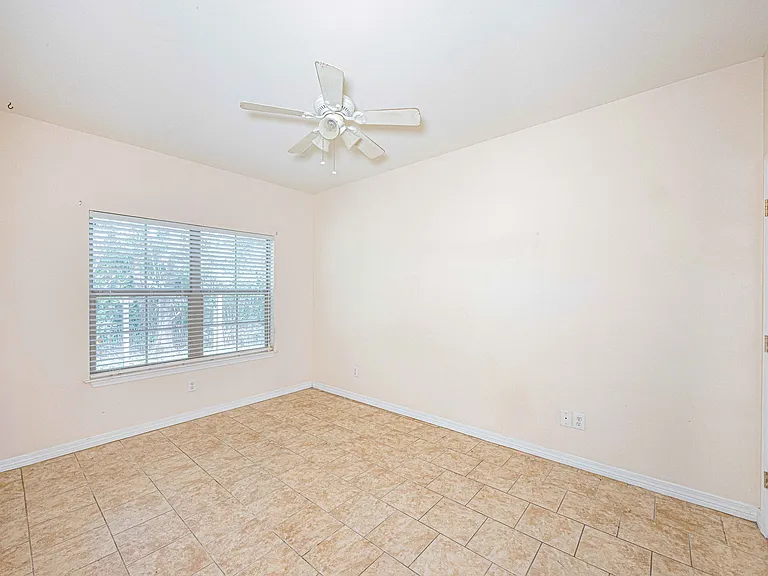 20969 Bishop Rd #2 — Photo 4