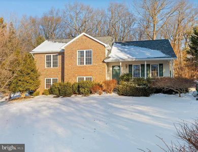 909 Lorraine Dr, Finksburg, MD, 21048