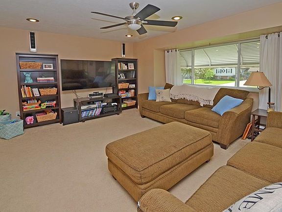 4th image of 5815 Sherwood Dr