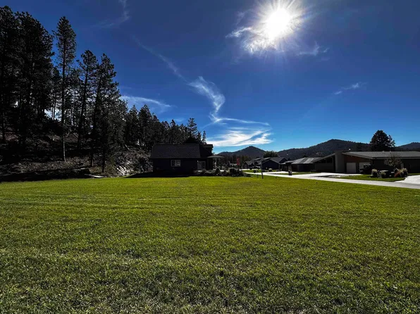 528 Major Lake Dr, Hill City, SD 57745