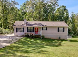 7646 Leven Dr, Winston, GA 30187