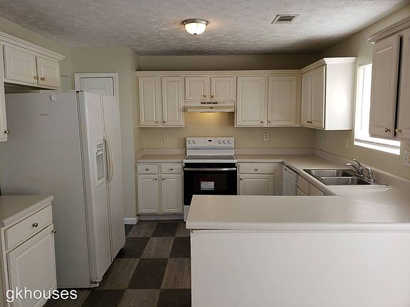 2nd image of 6423 Alford Cir