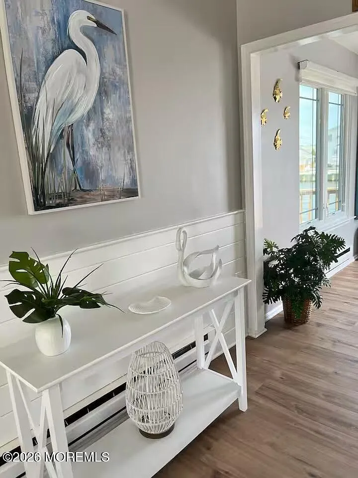 4 bed, 1395 sqft, $2,450 — Photo 3