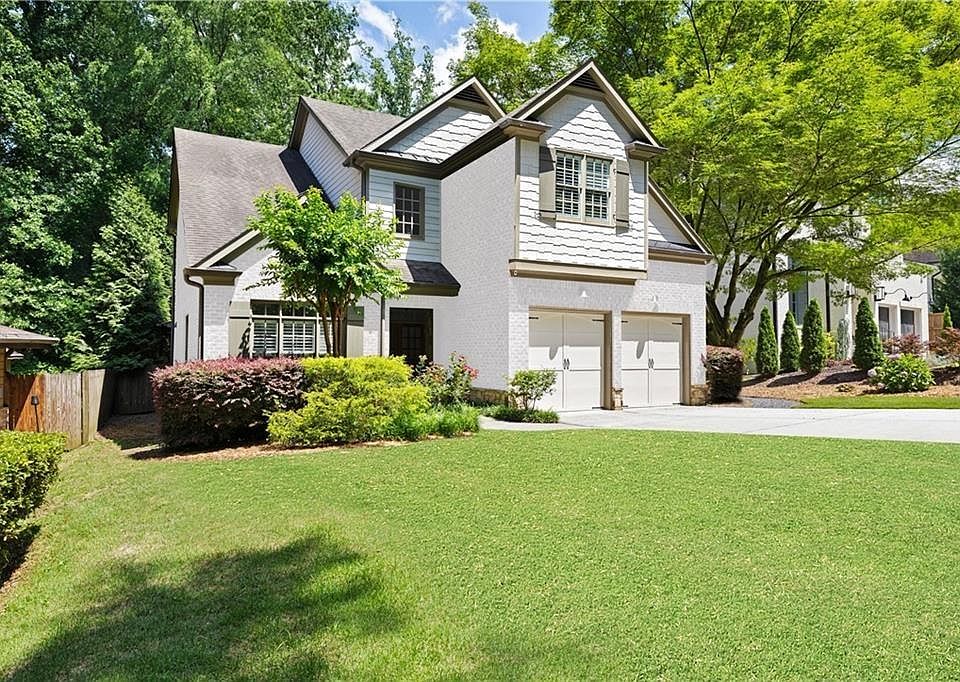 1st image of 2677 Camille Dr