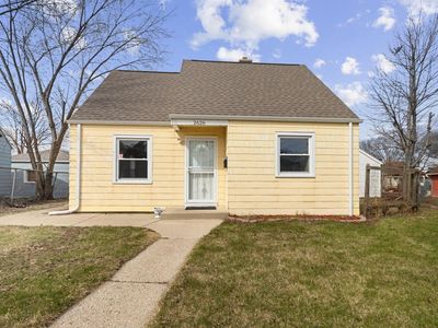 2626 West Linwal LANE, Milwaukee, WI, 53209