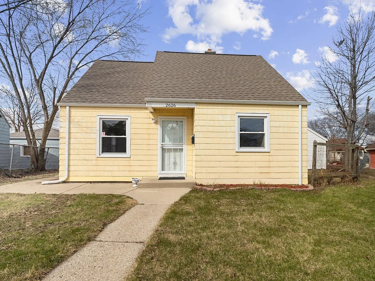 2626 West Linwal LANE photo 1