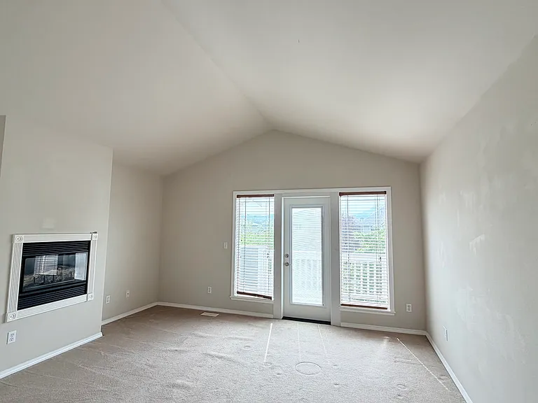 17608 Panorama Blvd E — Photo 18