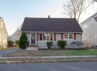 17 Briar Ln, Nutley, NJ