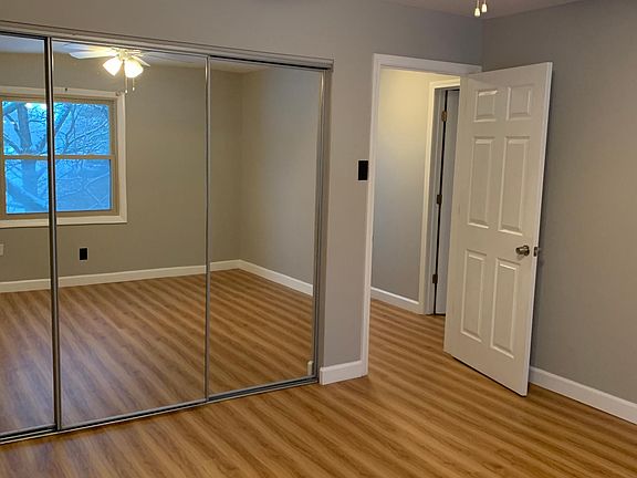 5th image of 12383 Sparrowwood Ct