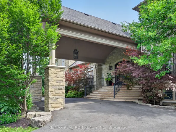 11 Saul Ct, Vaughan, ON L6A 3X7