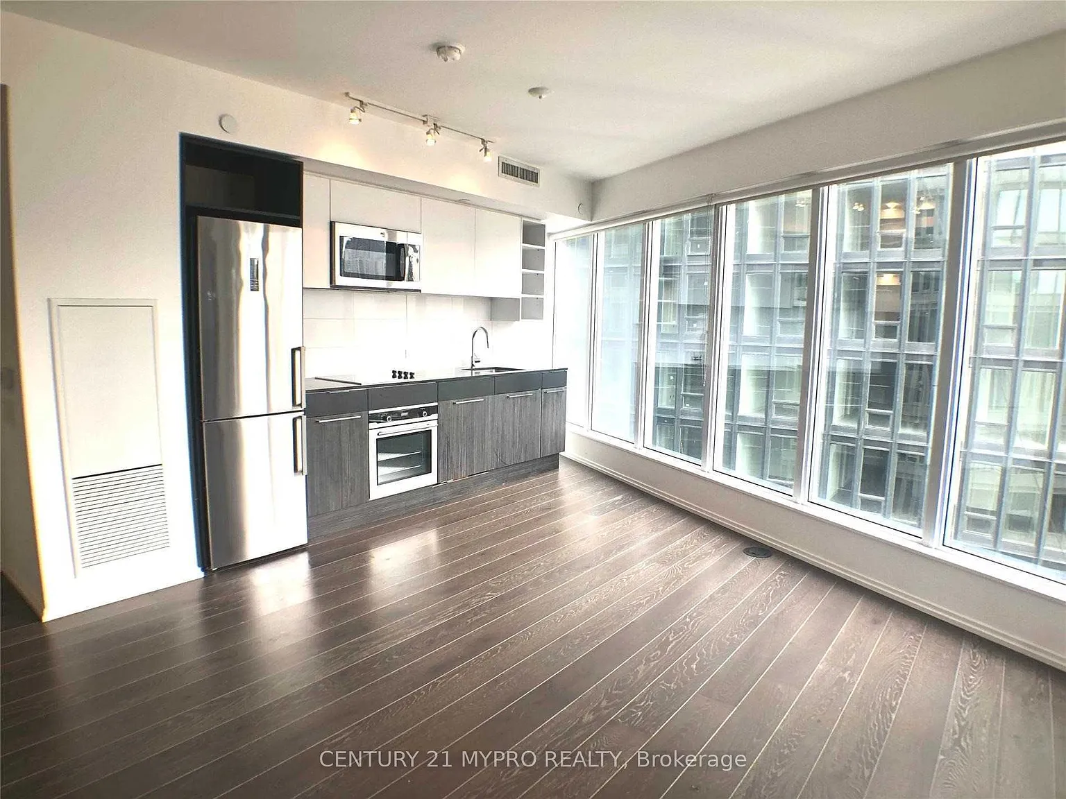 2 bed, $2,550 — Photo 3
