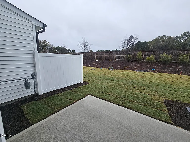 48 Bloodroot St — Photo 12