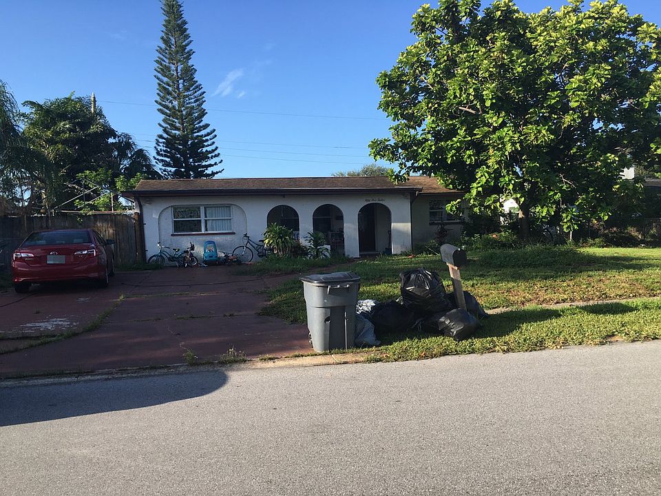 1st image of 5512 101st Ave