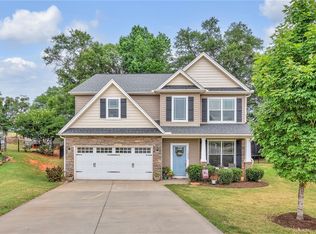 1050 Blythwood Dr, Piedmont, SC 29673