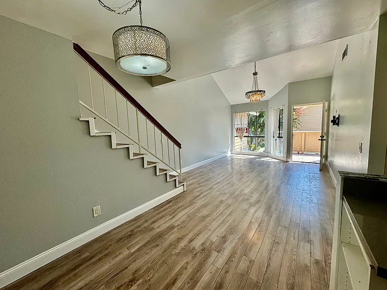 7770 Youngdale Way — Photo 5