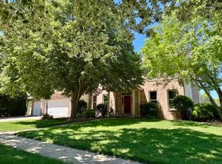 2701 Summerhill Ln, Champaign, IL 61822