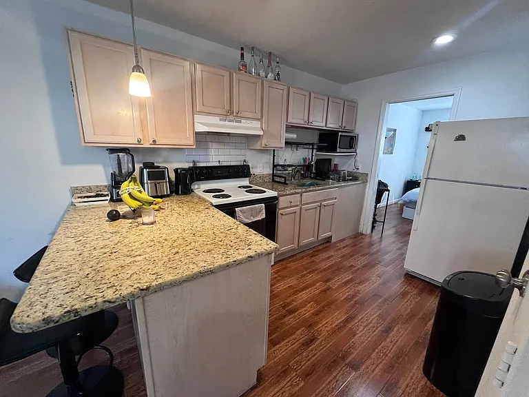 253 Hayden Rd — Photo 7