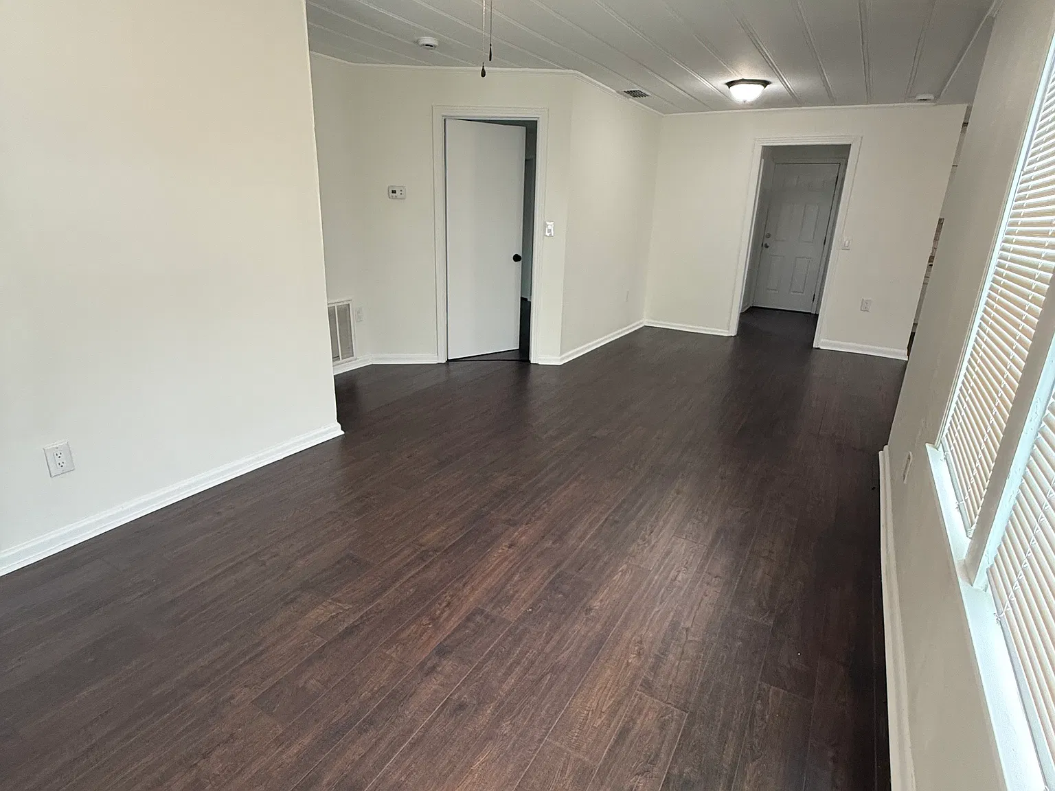 2 bed, 780 sqft, $1,950 — Photo 4