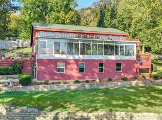 2469 N 41st Rd, Sheridan, IL 60551