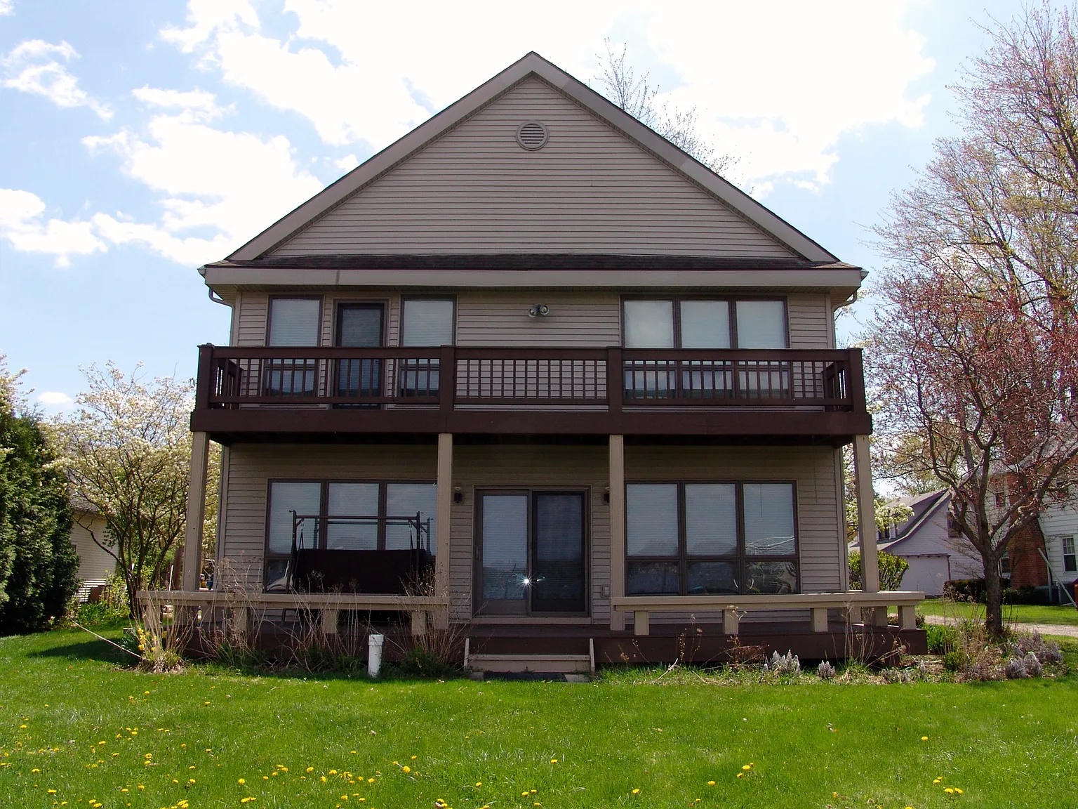 11594 Algonquin Dr photo 1