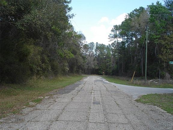 3rd image of 8352 N Kelvin Point
