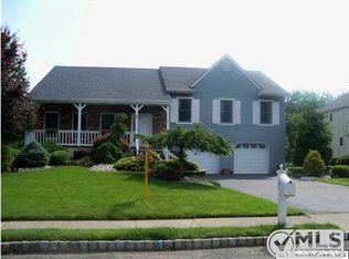 36 Homestead Cir, Marlboro, NJ 07746