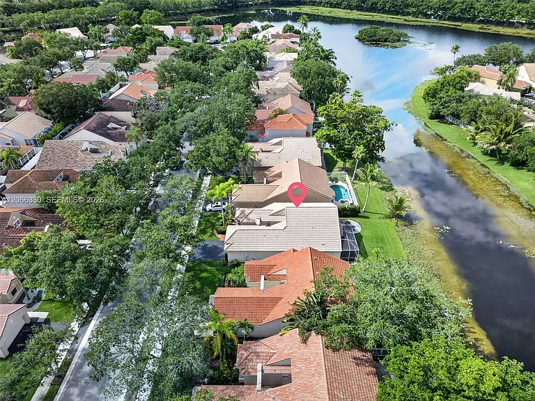 1520 Seabay Rd — Photo 127