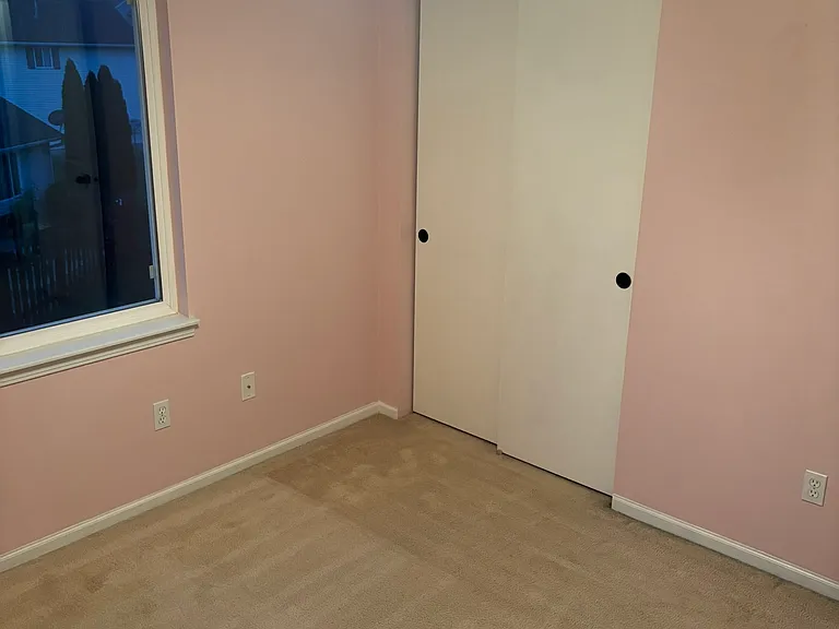 3075 Oxford St — Photo 19