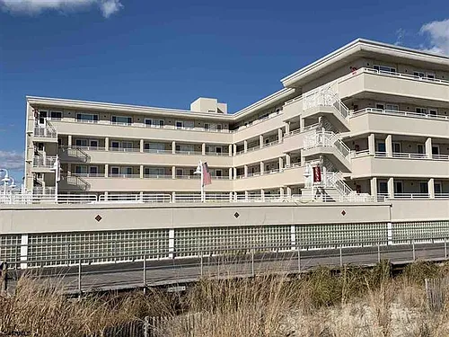 5300 Boardwalk Photo 1