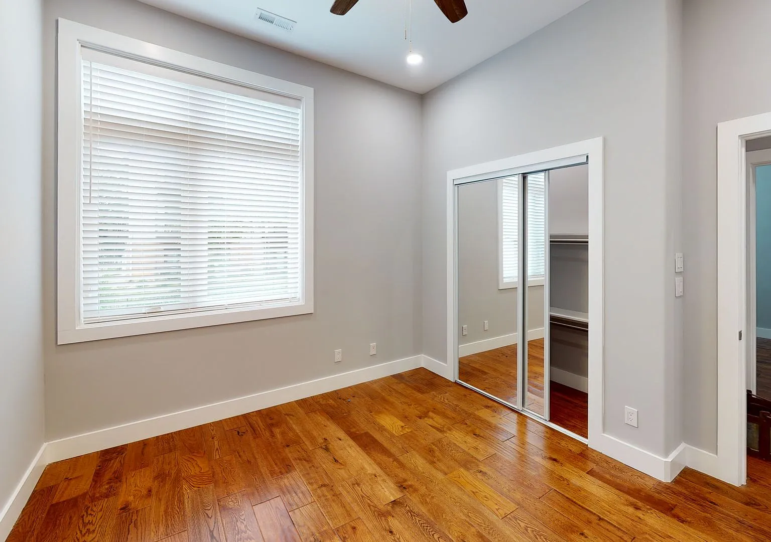 Waitlist for Aug2027Jul2028 Now Open! | 2BR/2BA Condo Near UTK | Fort Sanders — Photo 3