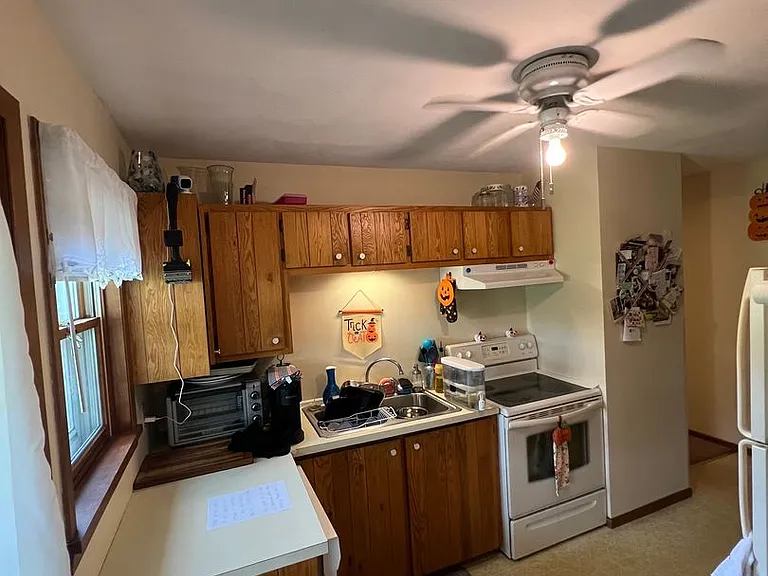 38 Woodhill Ct — Photo 10