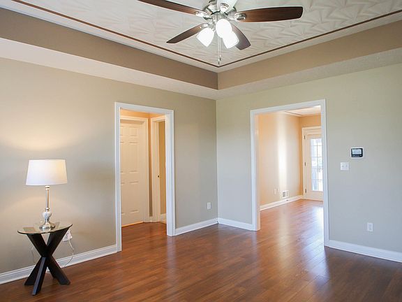3rd image of 218 Stone Meadow Dr