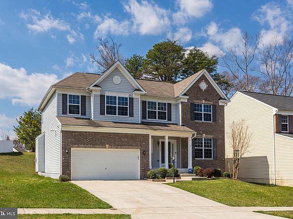 3rd image of 8005 Bush Hill Ct