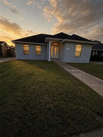 7570 Anne Marie Ct — Photo 1