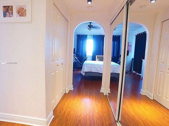3rd image of 10710 NW 66th St APT 413