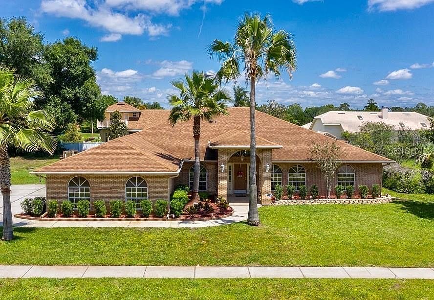 1st image of 530 Whitecap Cove Ct