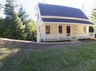 131 Cram Rd, Weare, NH 03281
