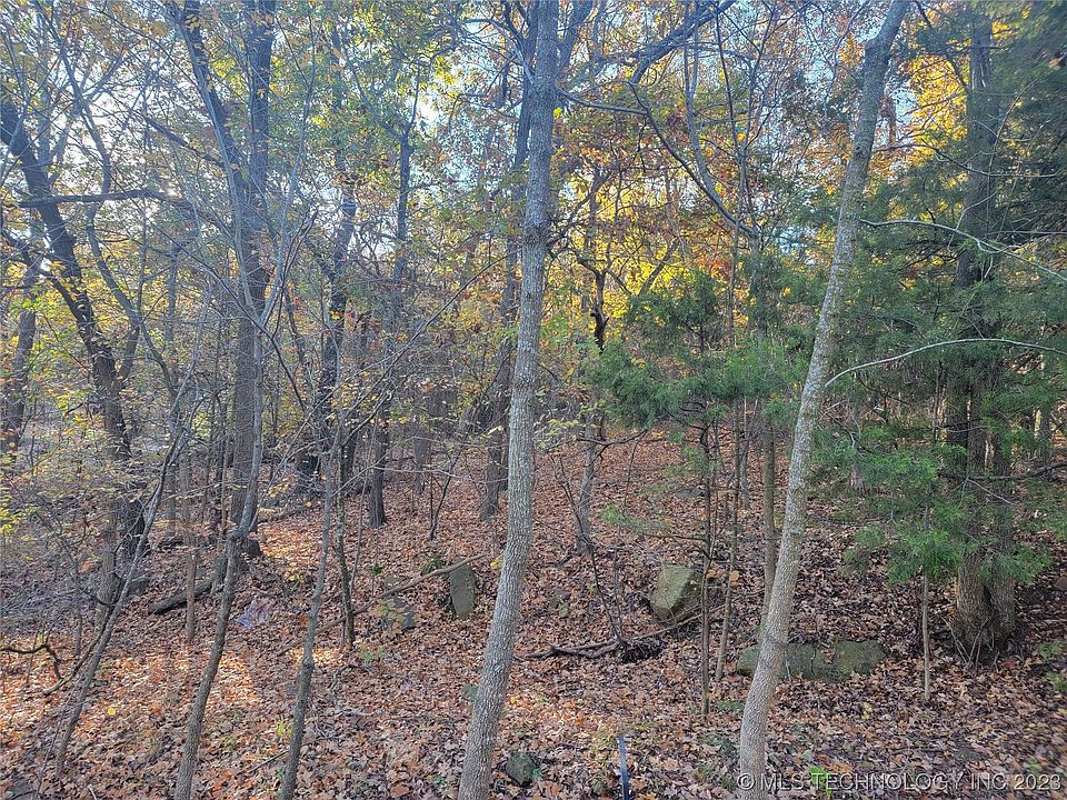 2nd image of 2868 W Ridgeway Ln