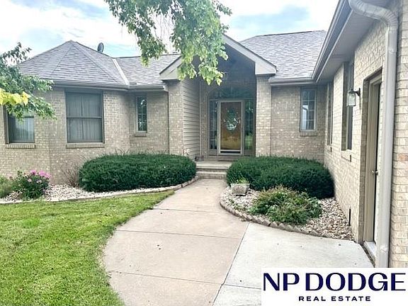 3rd image of 2703 County Road 18