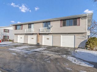 107 Tonset Ct Unit 107, Schaumburg, IL 60193