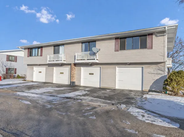 107 Tonset Ct Unit 107, Schaumburg, IL 60193