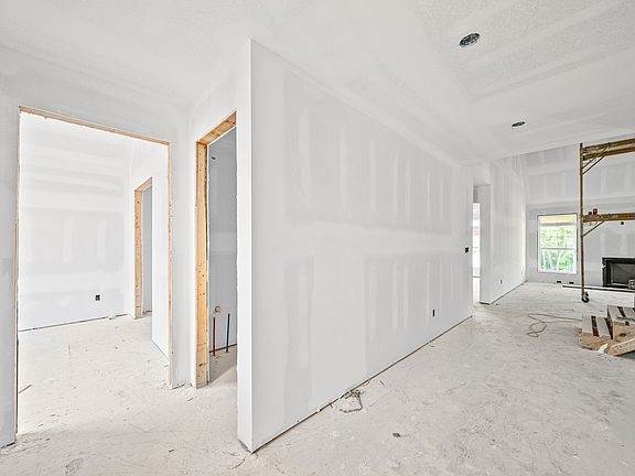 3rd image of 913 Bankside Dr Lot 136