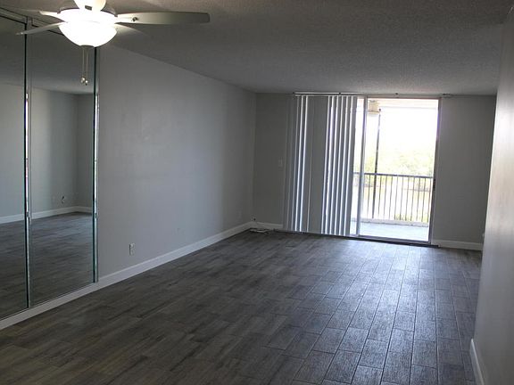 2nd image of 760 E Ocean Ave APT 309