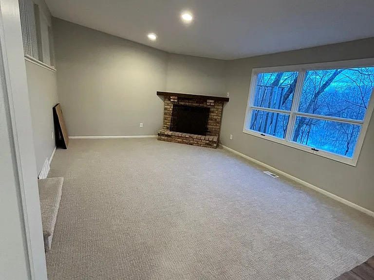 5565 Shorewood Ln #5565 — Photo 7