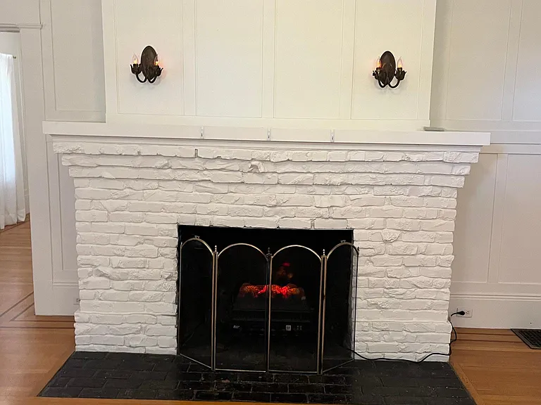 627 Rose Ave #1 — Photo 4