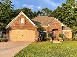 208 Belle Oak Dr, Brandon, MS 39042