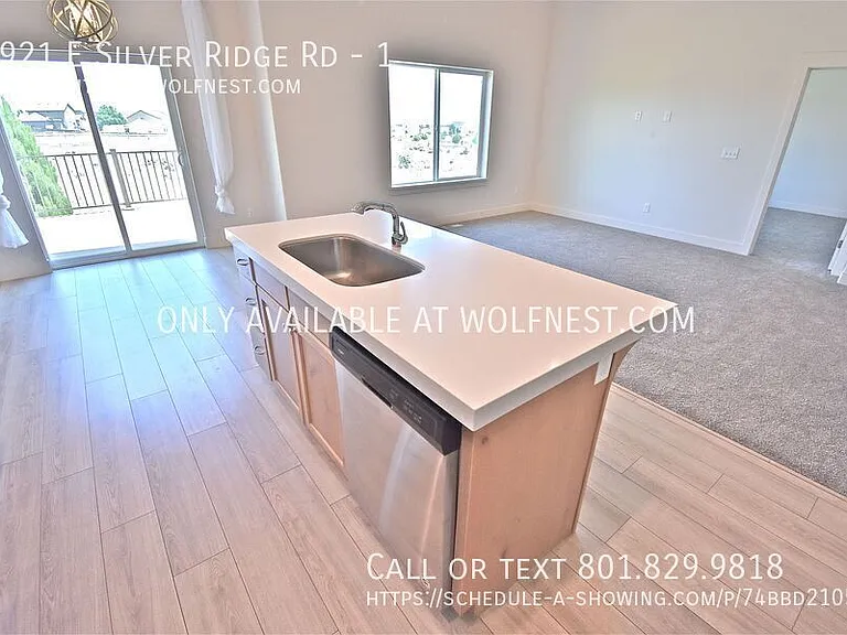 4921 E Silver Ridge Rd #1 — Photo 14