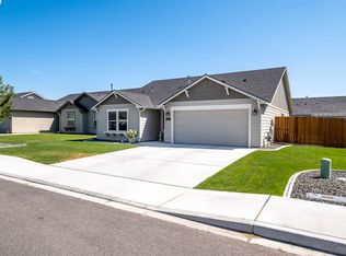 5721 Rio Grande Ln, Pasco, WA 99301