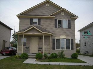21816-15 Mile Rd, Clinton Township, MI 48035