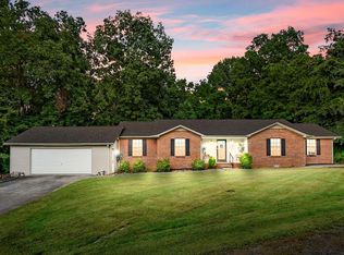 101 Crow Rd, Dover, TN 37058